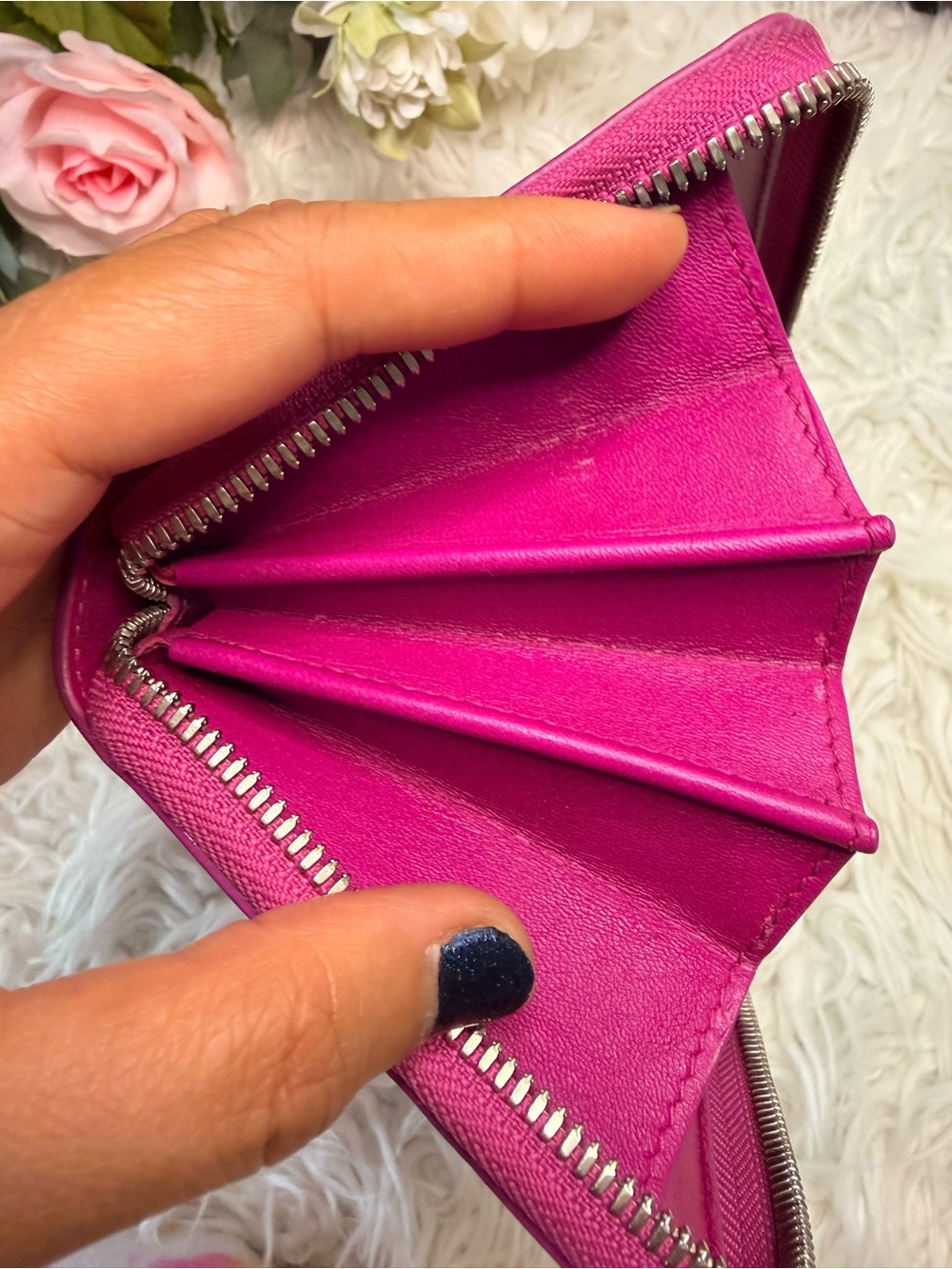 Vintage- Balenciaga Fuchsia Zip Wallet - Picture 7 of 9